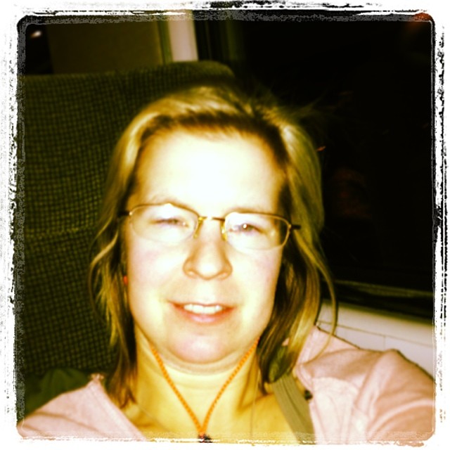 Selfie av trötta Sussen på tåget